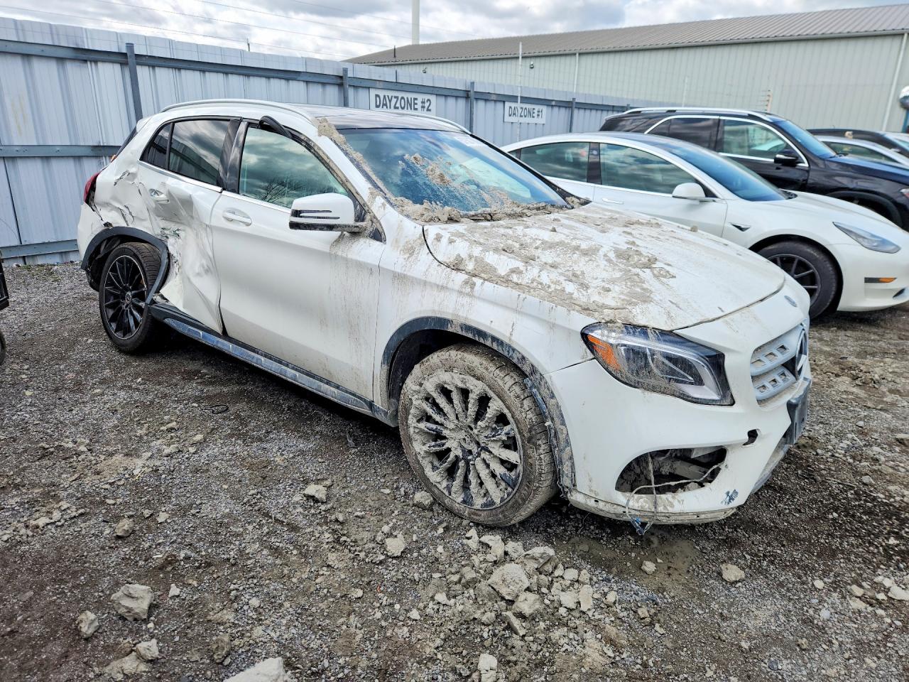 2018 MERCEDES-BENZ GLA 250 4MATIC — снимка 4