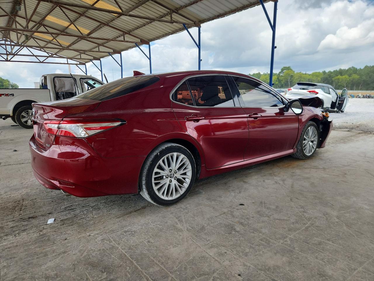 2019 TOYOTA CAMRY XLE — снимка 3