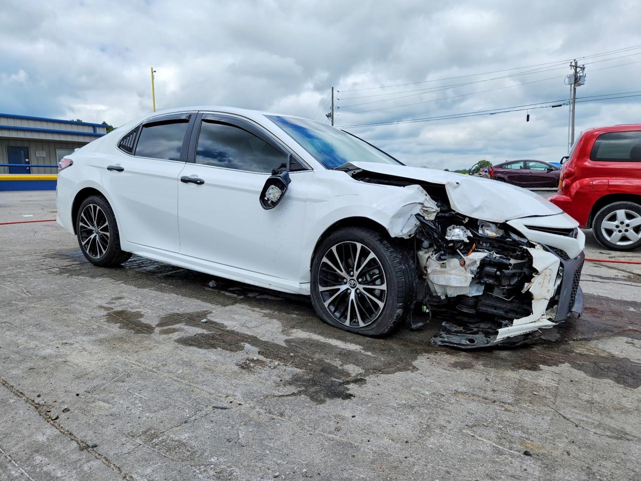 2019 TOYOTA CAMRY SE — снимка 4