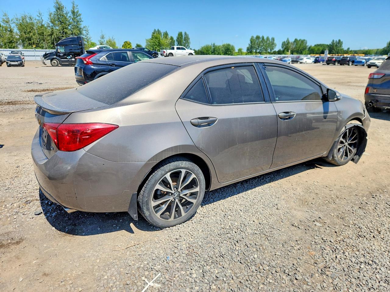 2017 TOYOTA COROLLA L — снимка 3