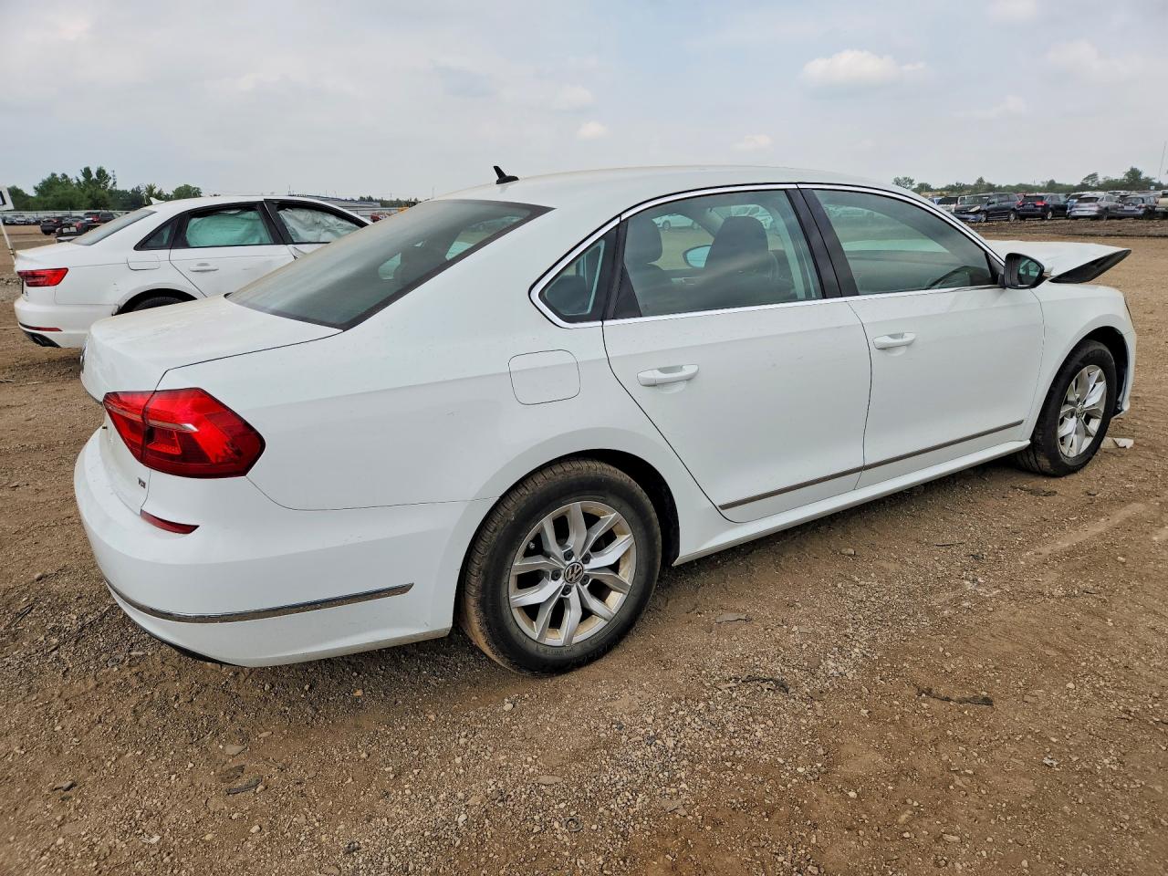 2016 VOLKSWAGEN PASSAT S — снимка 3