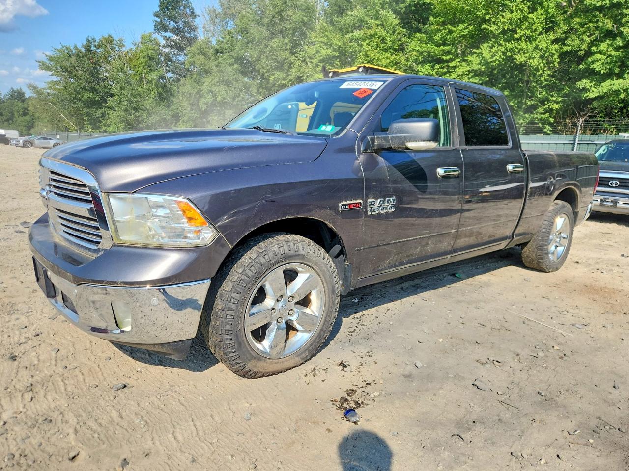 2015 RAM 1500 SLT