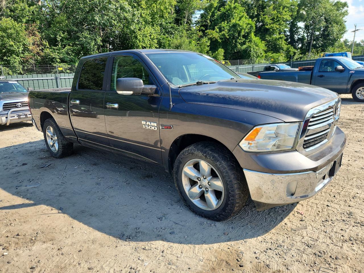 2015 RAM 1500 SLT — снимка 4
