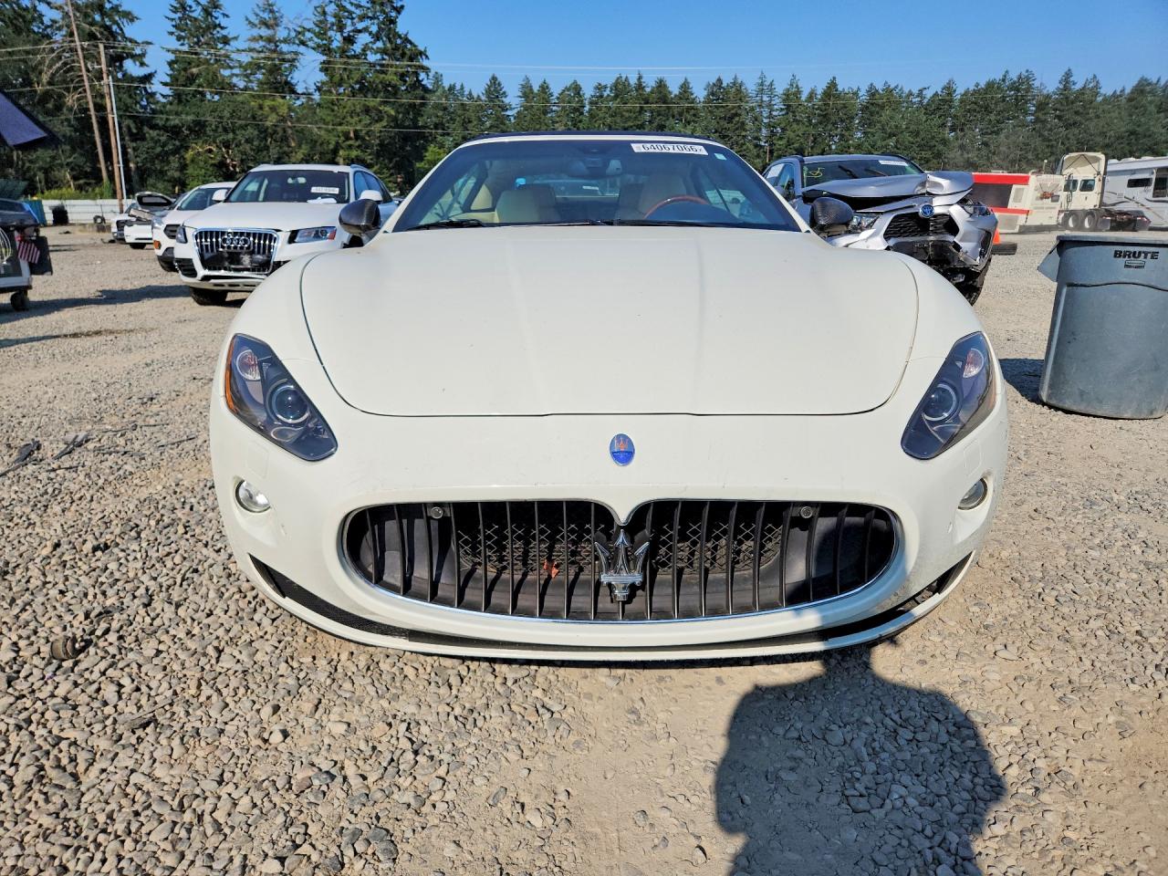 2011 MASERATI GRANTURISMO S — снимка 5