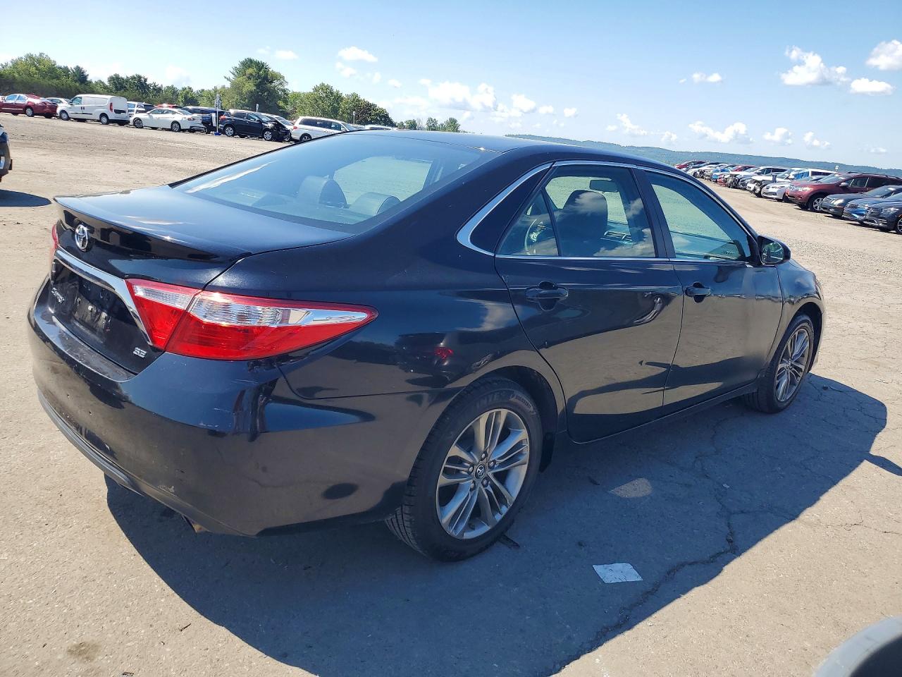 2017 TOYOTA CAMRY SE — снимка 3