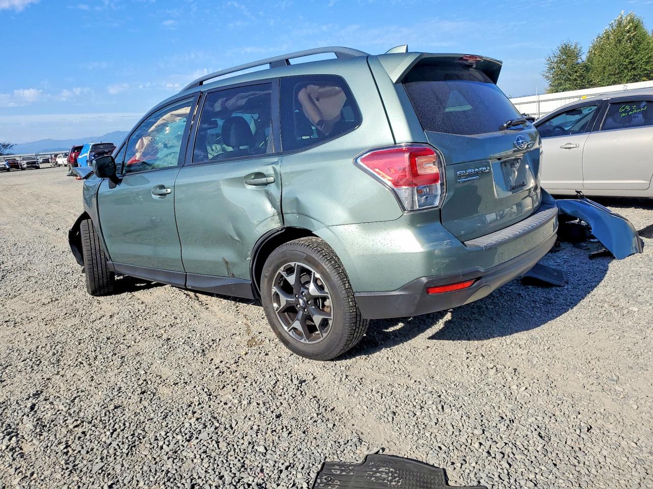 2017 SUBARU FORESTER 2.5I PREMIUM — снимка 2