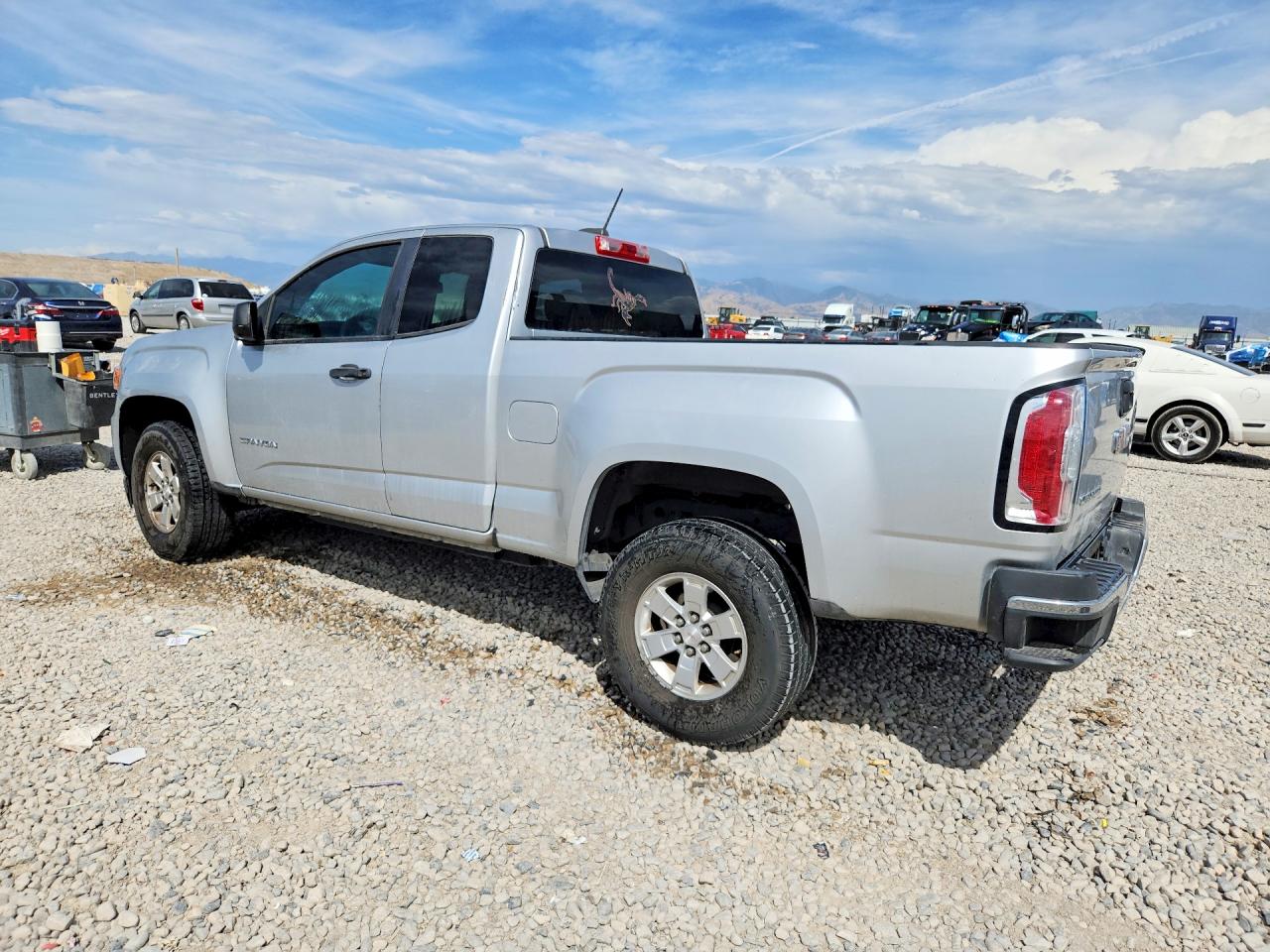 2016 GMC CANYON — снимка 2