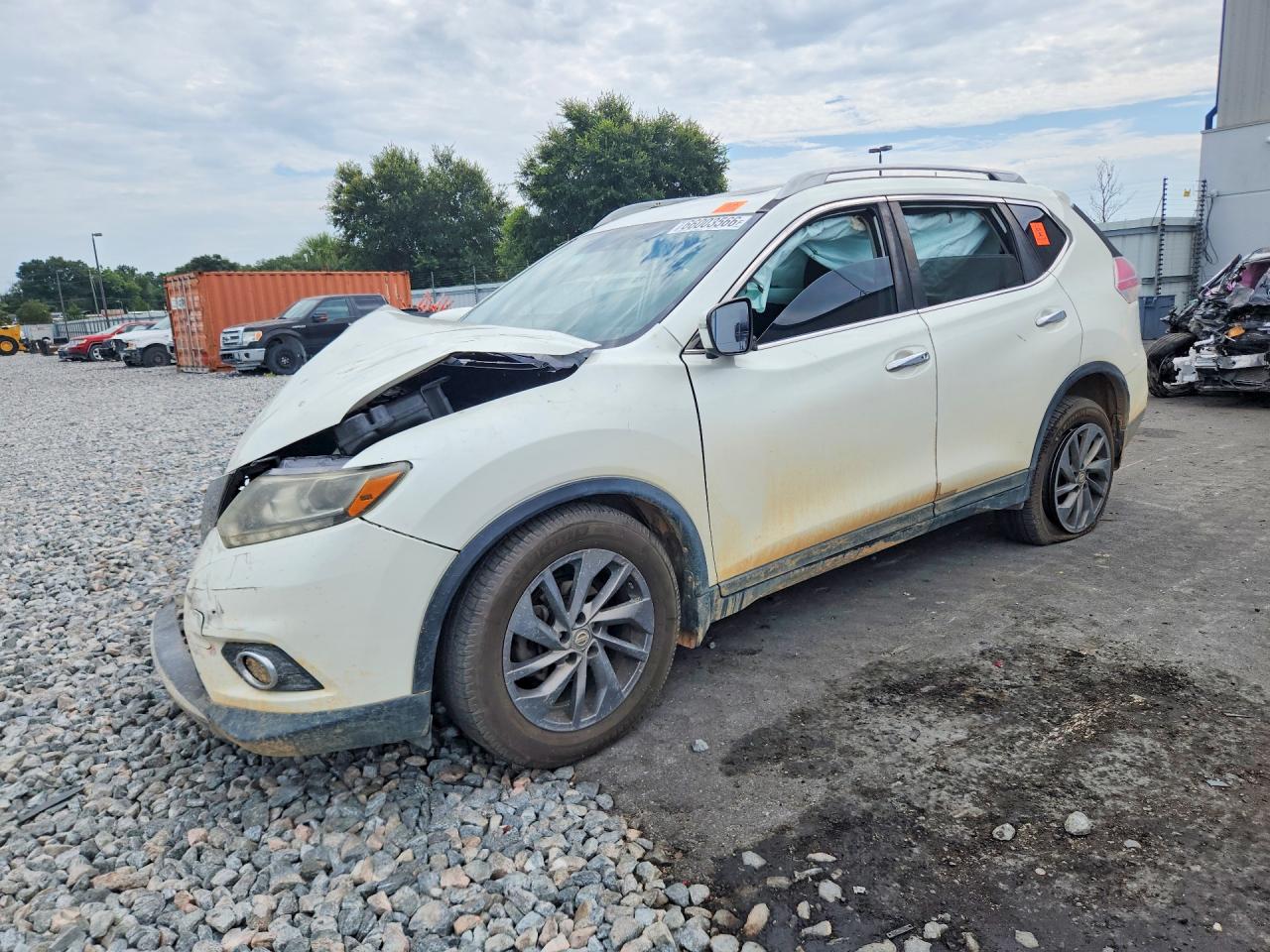 2016 NISSAN ROGUE SL