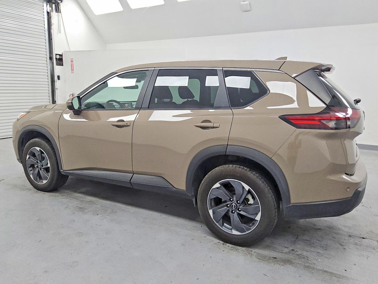 2025 NISSAN ROGUE SV — снимка 2