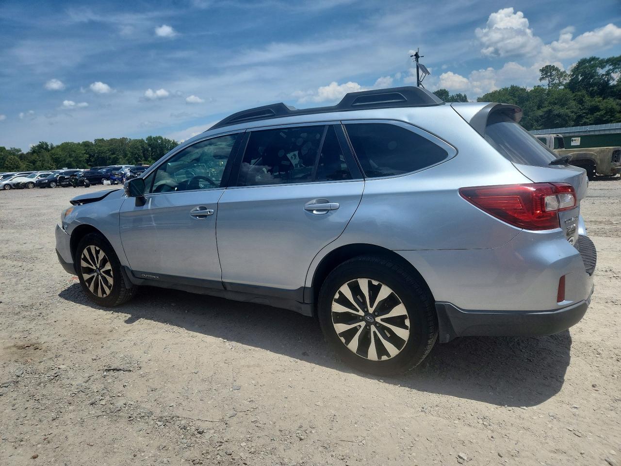 2015 SUBARU OUTBACK 3.6R LIMITED — снимка 2
