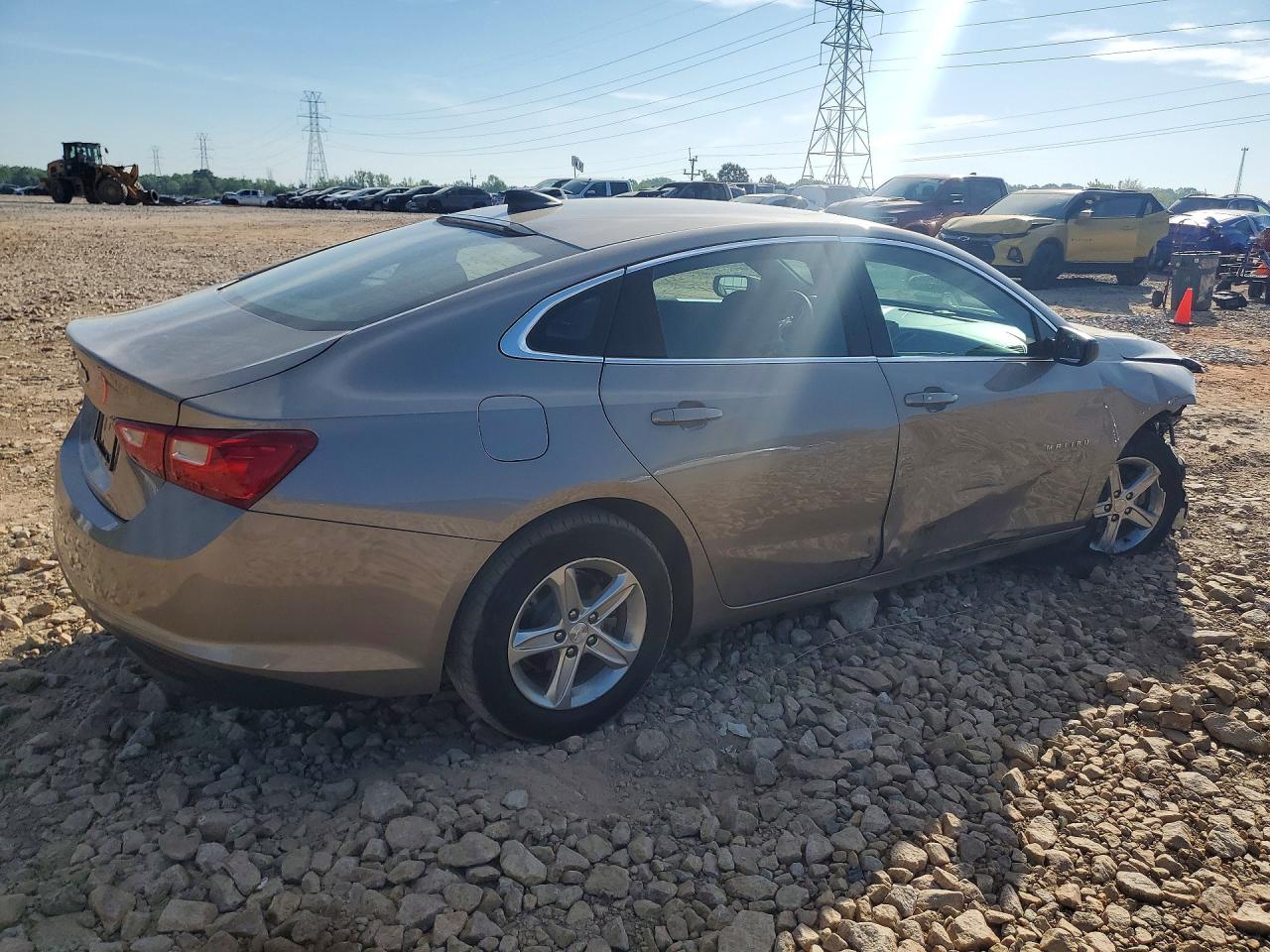 2022 CHEVROLET MALIBU LS — снимка 3