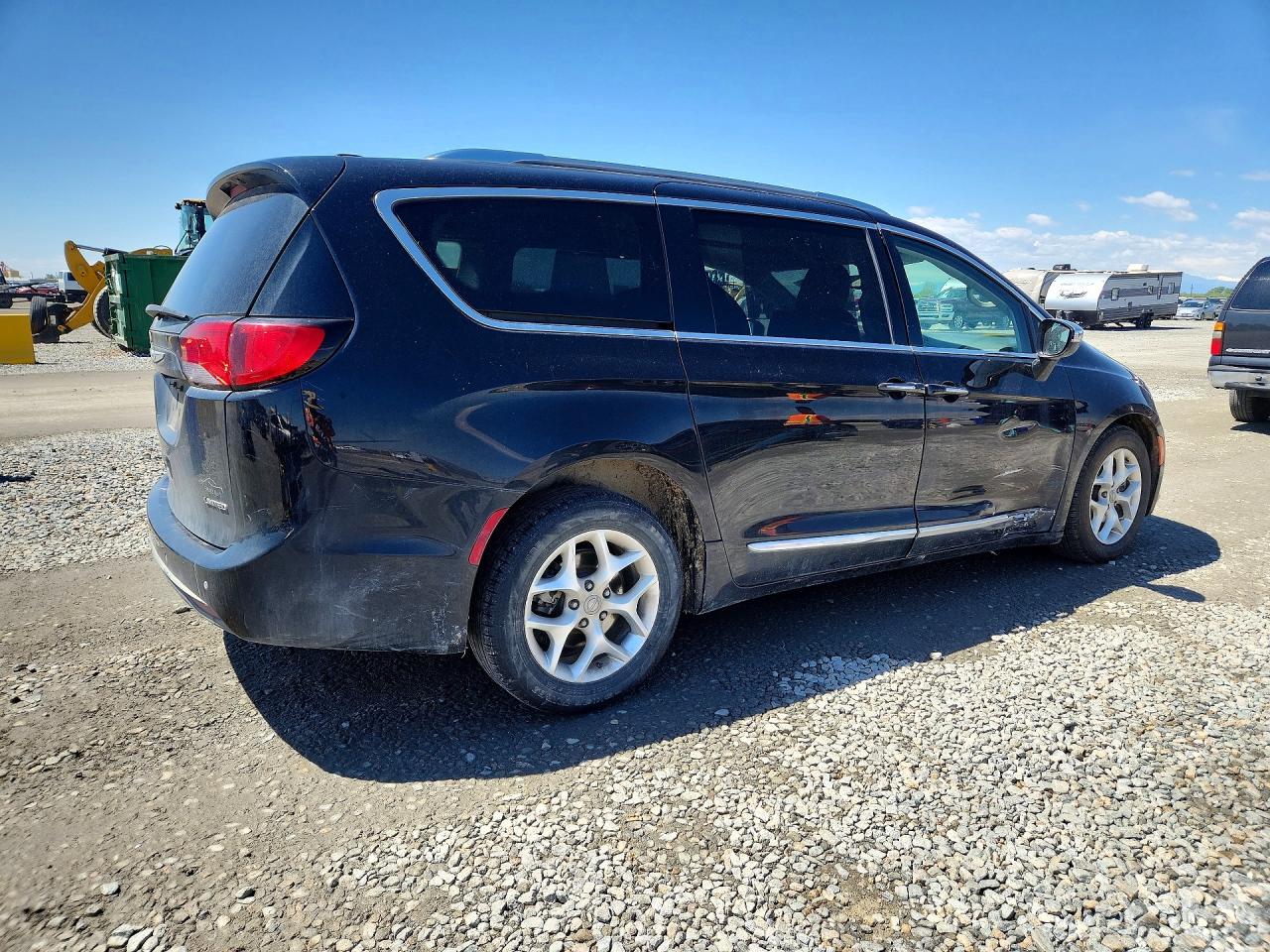 2020 CHRYSLER PACIFICA LIMITED — снимка 3