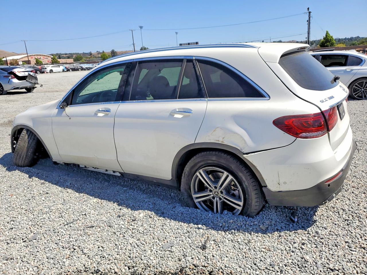 2020 MERCEDES-BENZ GLC 300 4MATIC — снимка 2