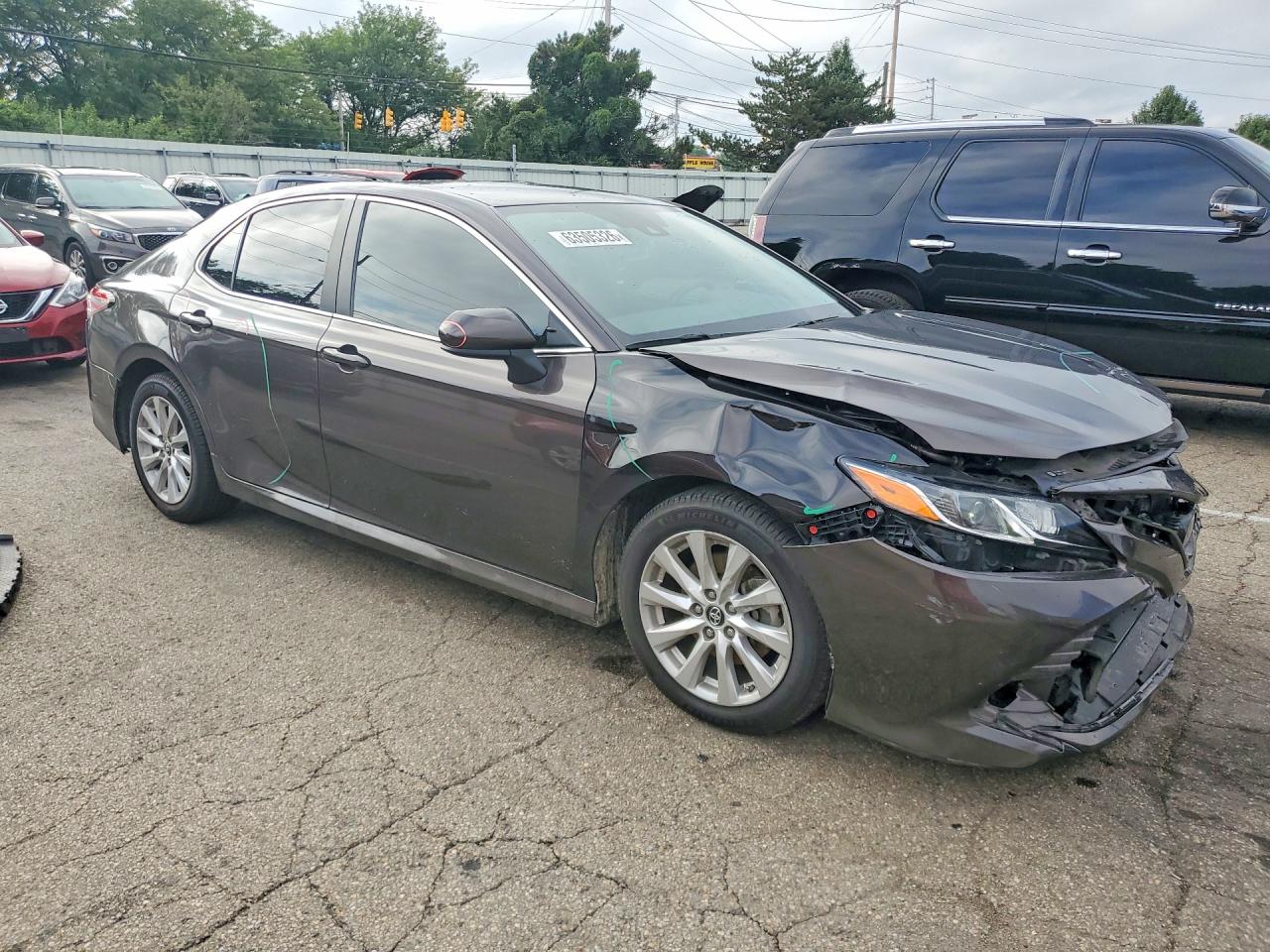2019 TOYOTA CAMRY LE — снимка 4
