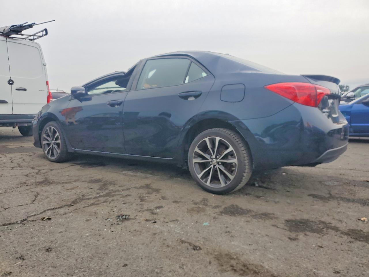 2017 TOYOTA COROLLA SE — снимка 2