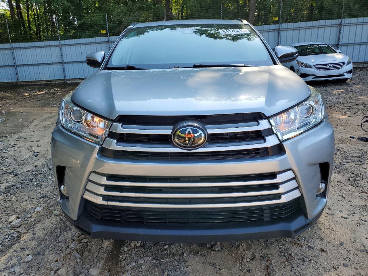 2019 TOYOTA HIGHLANDER XLE — снимка 5