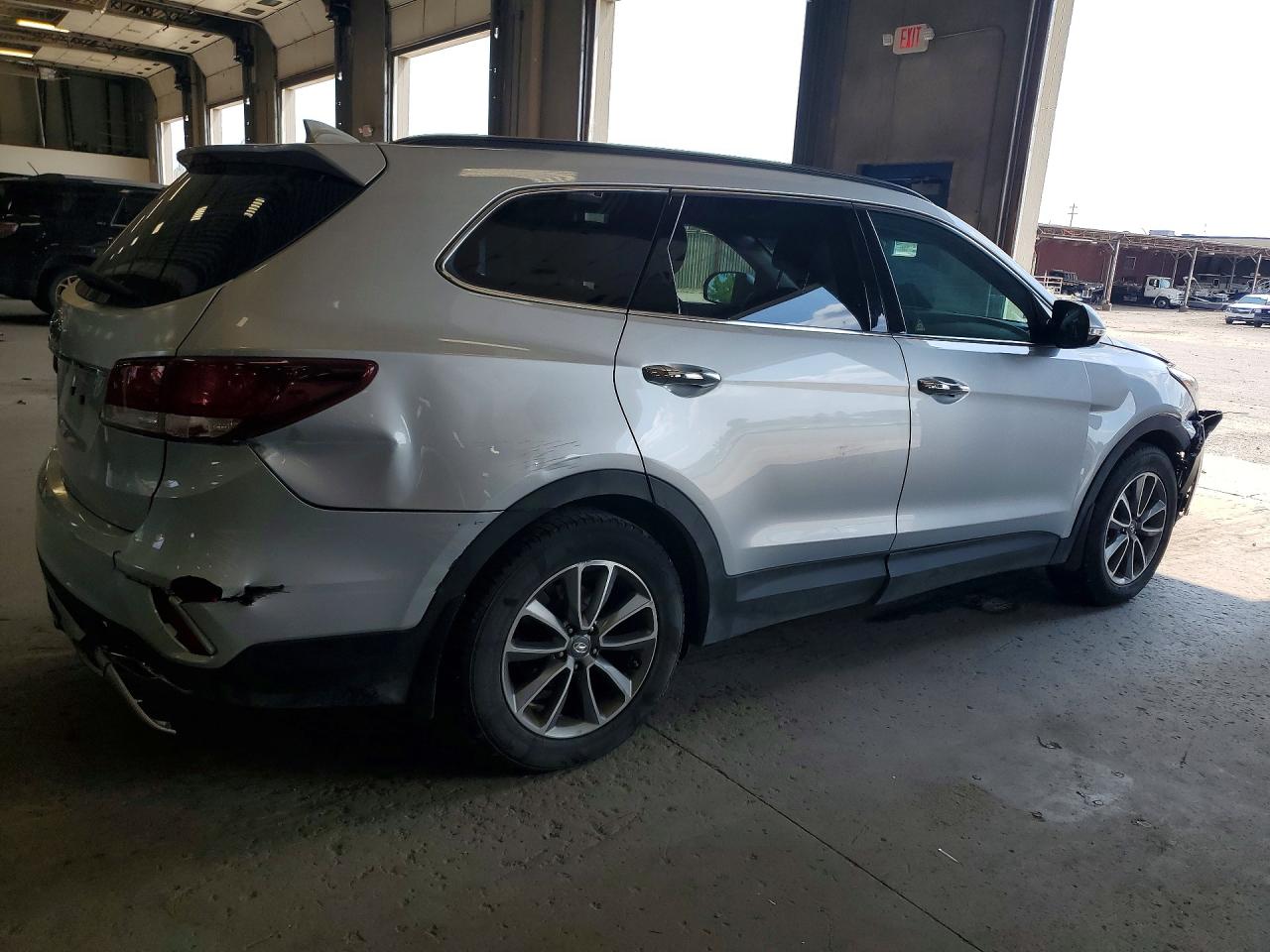 2017 HYUNDAI SANTA FE SE — снимка 3