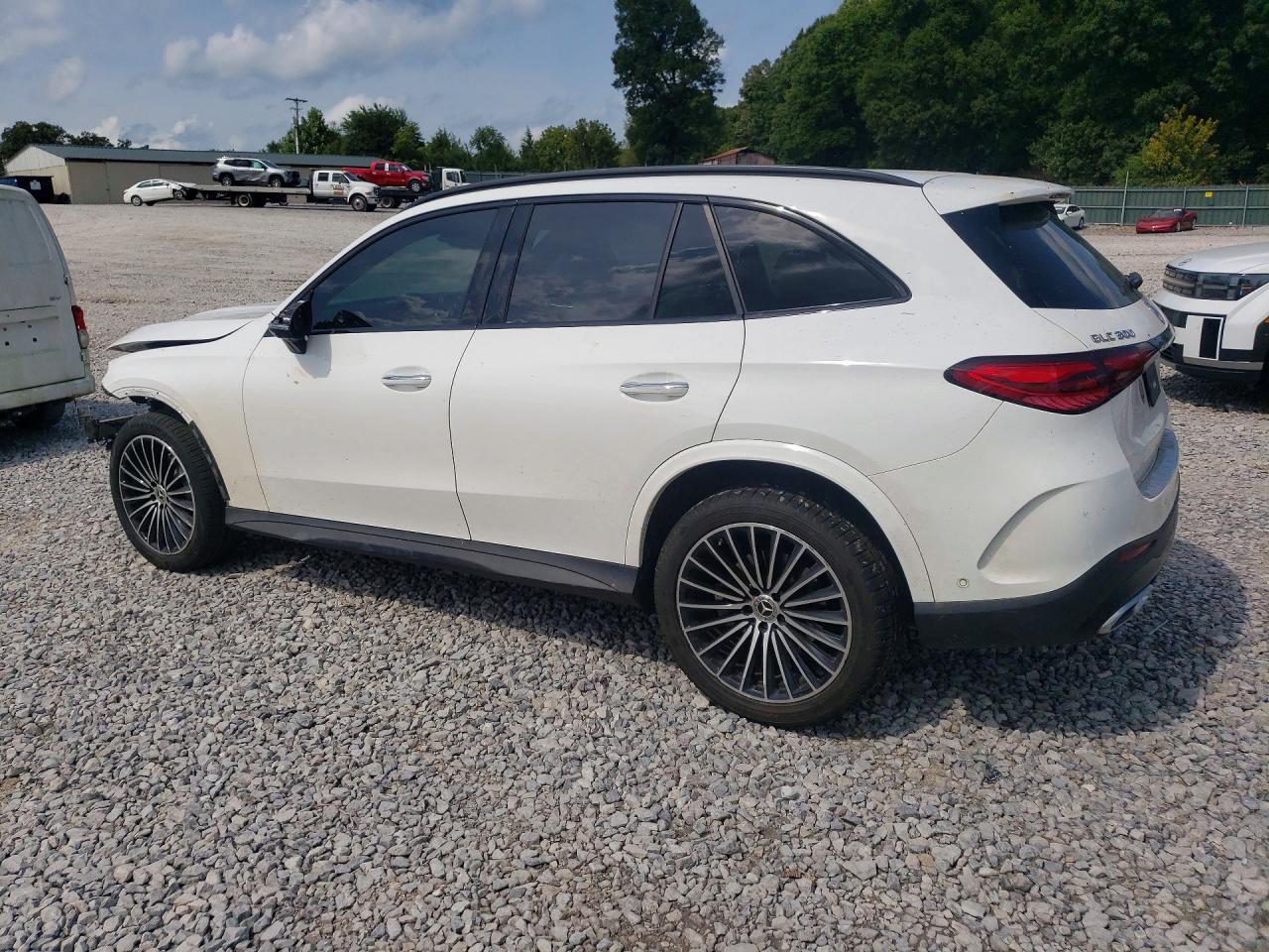 2025 MERCEDES-BENZ GLC 300 4MATIC — снимка 2