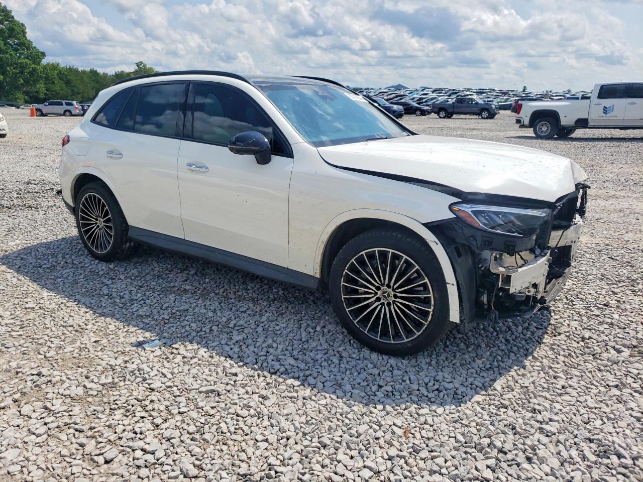 2025 MERCEDES-BENZ GLC 300 4MATIC — снимка 4