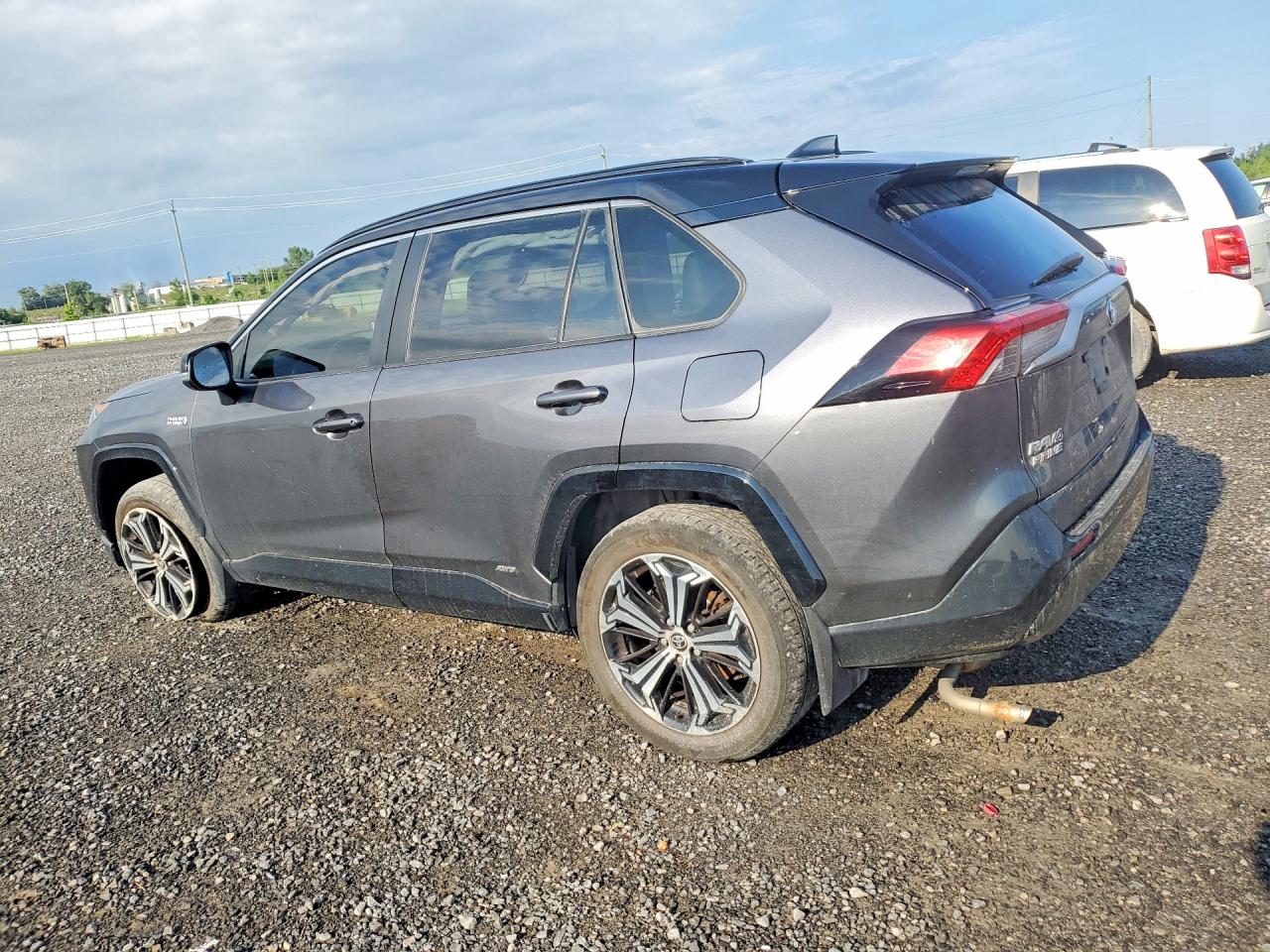 2021 TOYOTA RAV4 PRIME XSE — снимка 2