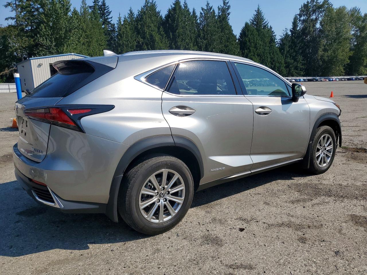 2020 LEXUS NX 300H — снимка 3