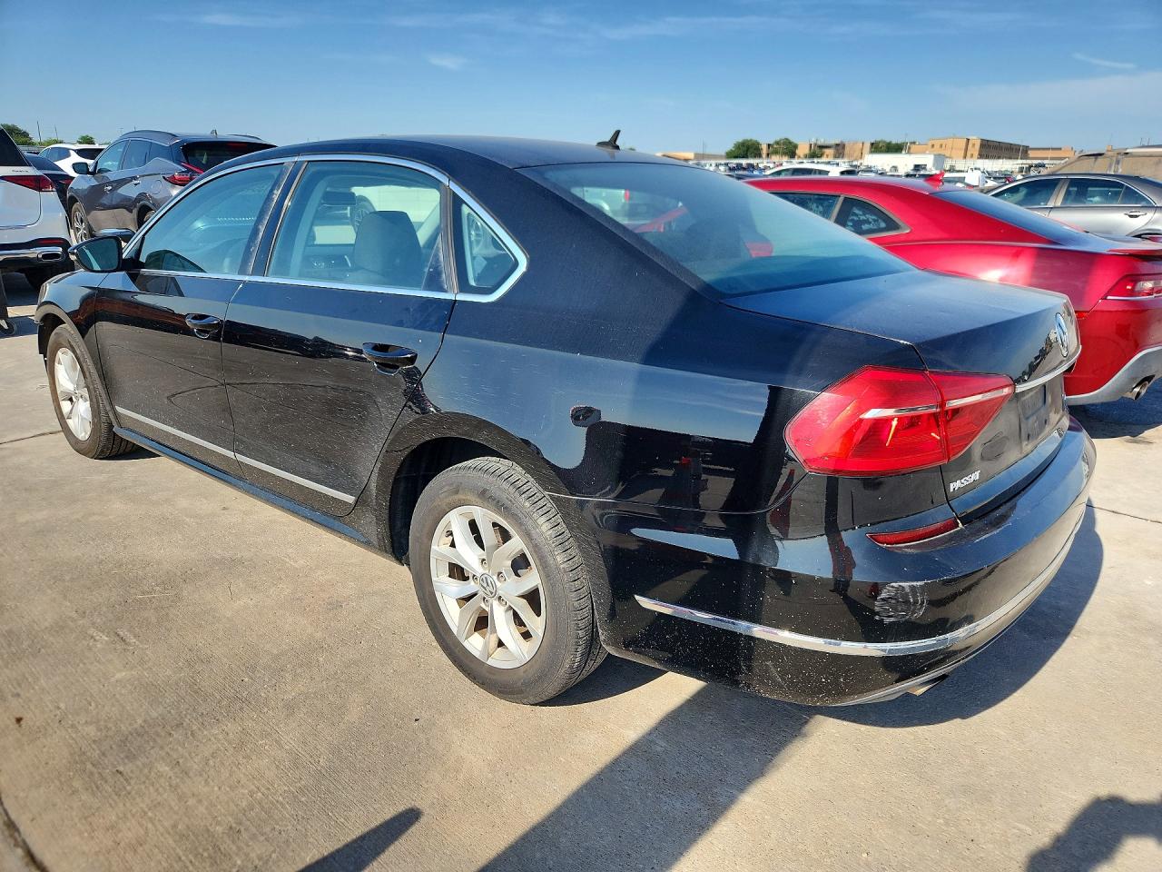 2016 VOLKSWAGEN PASSAT S — снимка 2