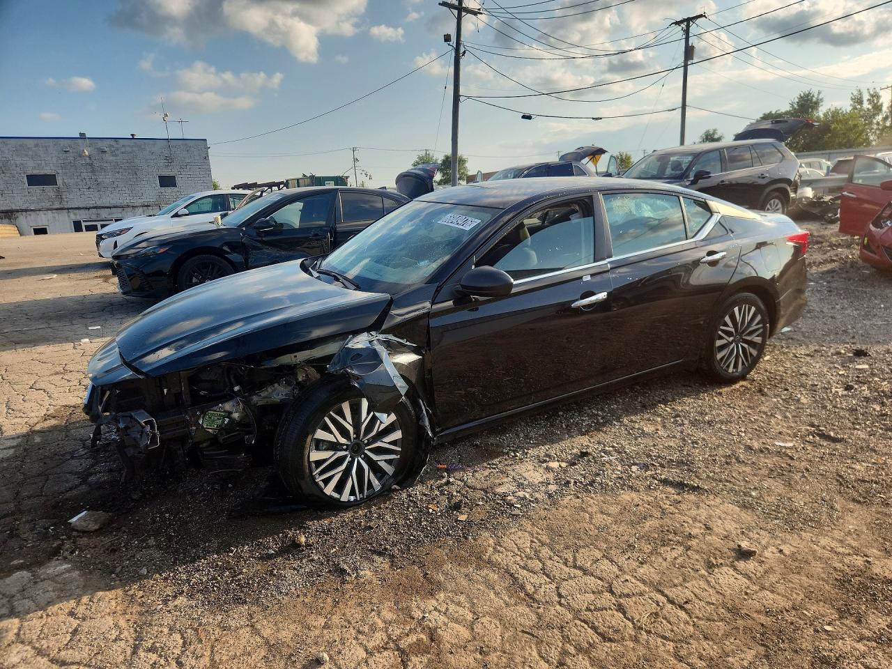 2025 NISSAN ALTIMA SV