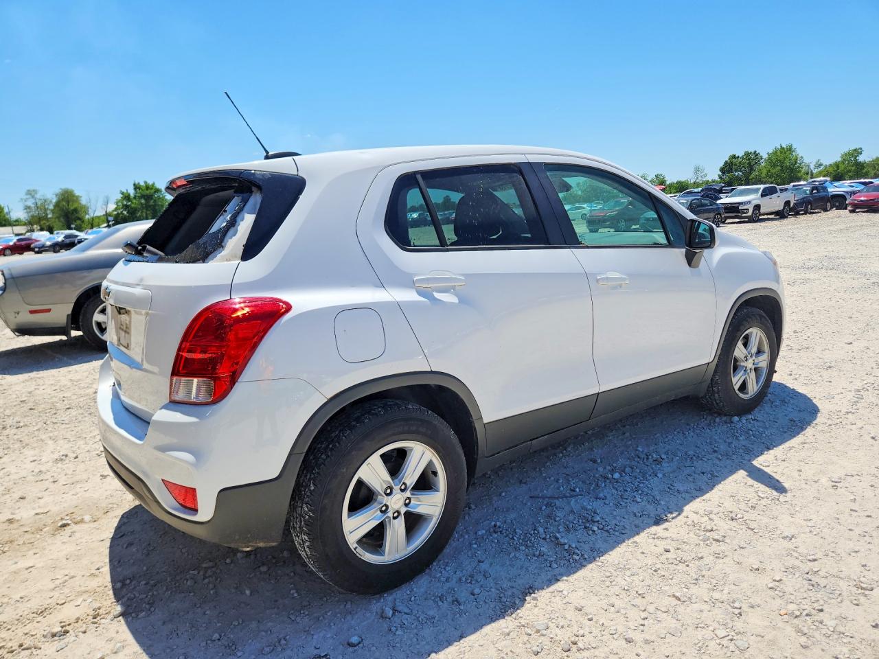 2020 CHEVROLET TRAX LS — снимка 3