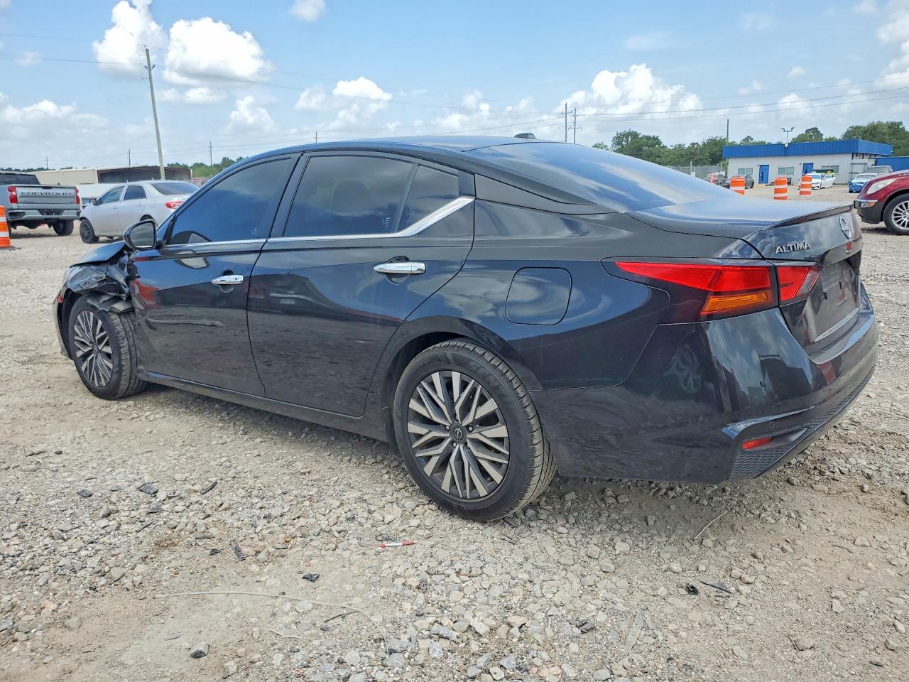 2023 NISSAN ALTIMA SV — снимка 2