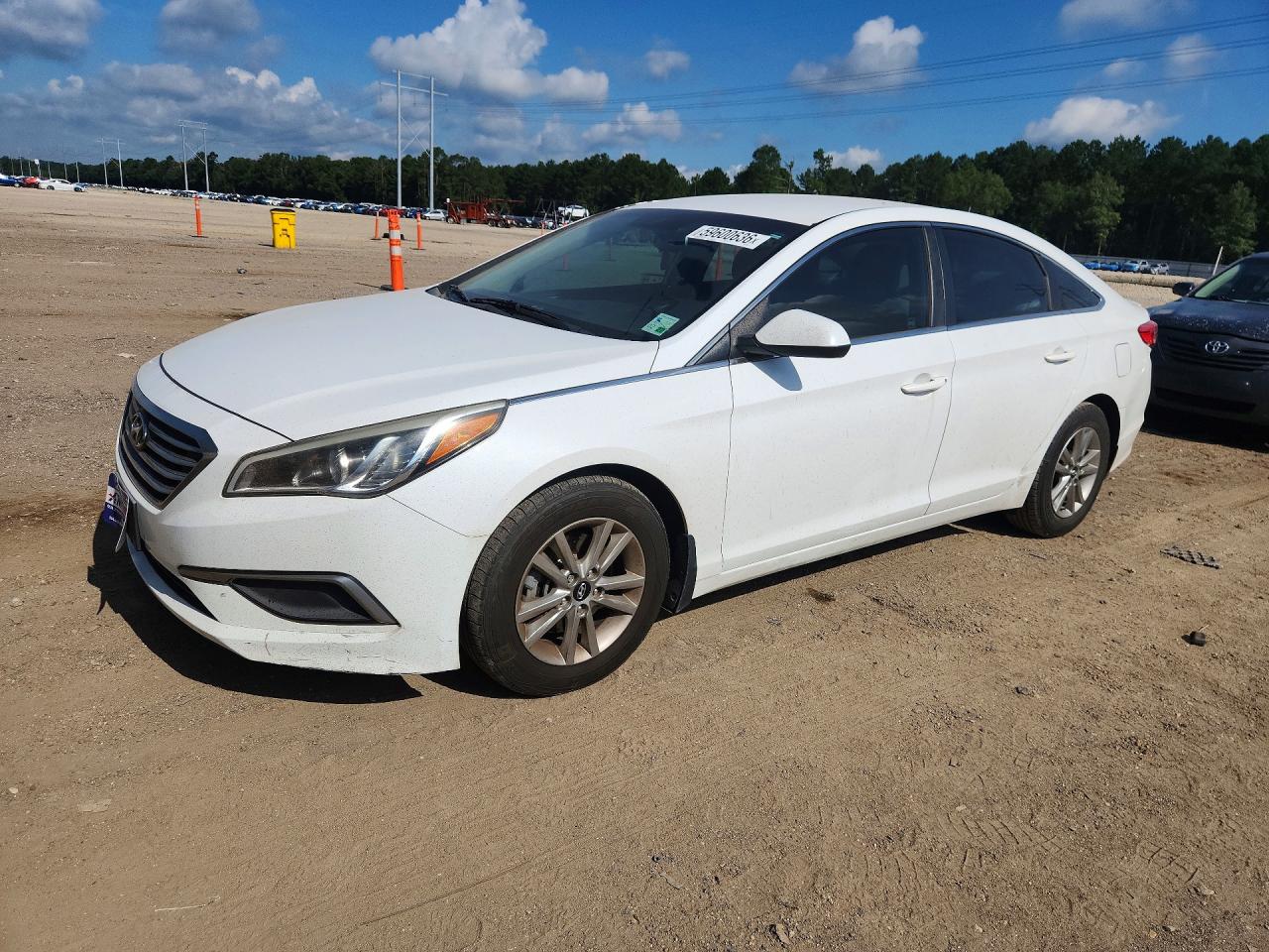 2016 HYUNDAI SONATA SE