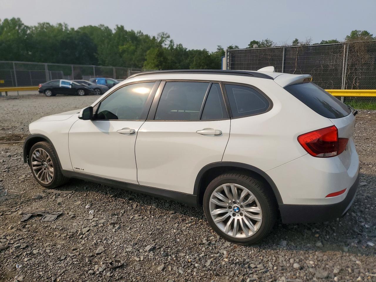 2015 BMW X1 SDRIVE28I — снимка 2