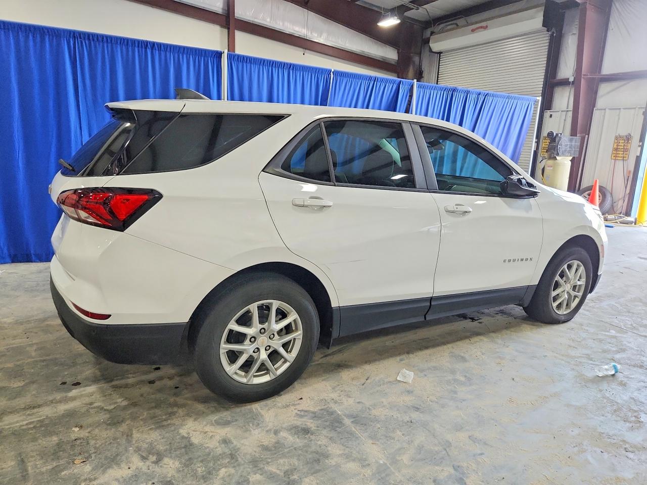 2024 CHEVROLET EQUINOX LS — снимка 3