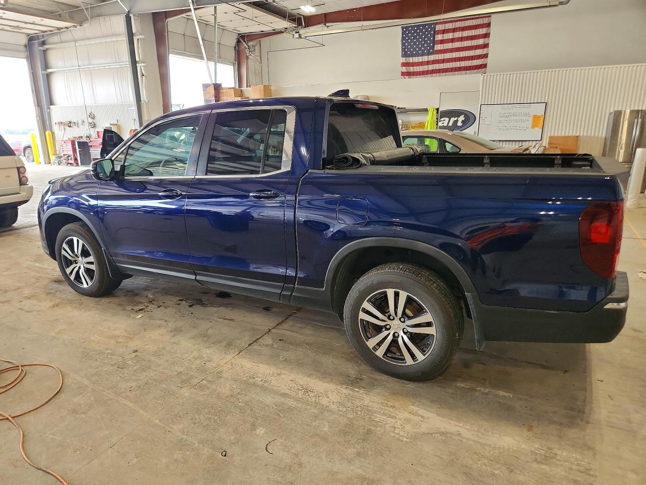 2017 HONDA RIDGELINE RTS — снимка 2