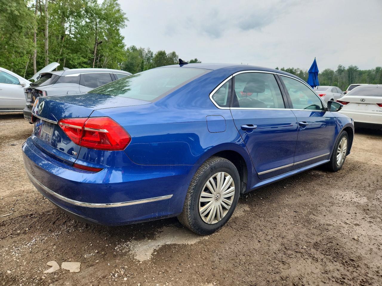 2016 VOLKSWAGEN PASSAT S — снимка 3