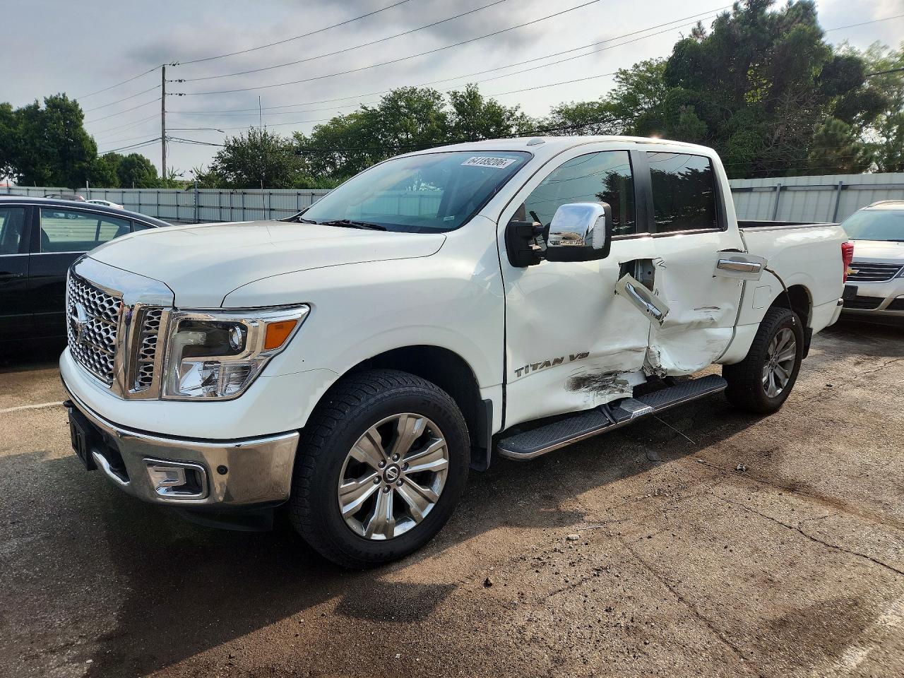 2019 NISSAN TITAN SL