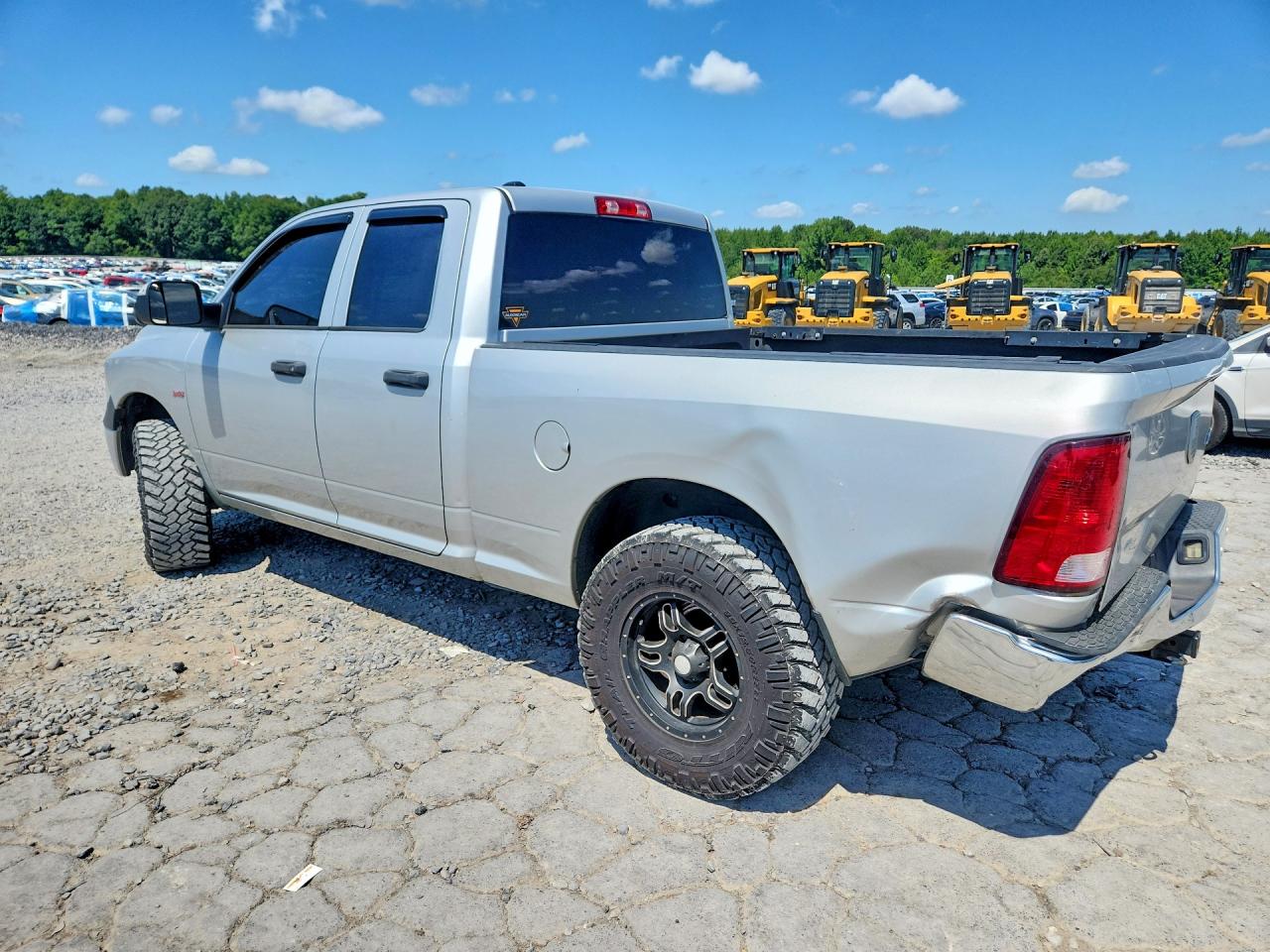 2016 RAM 1500 ST — снимка 2