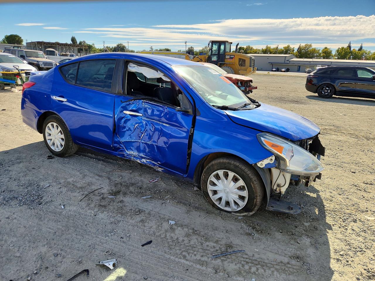 2015 NISSAN VERSA 1.6 SV — снимка 4