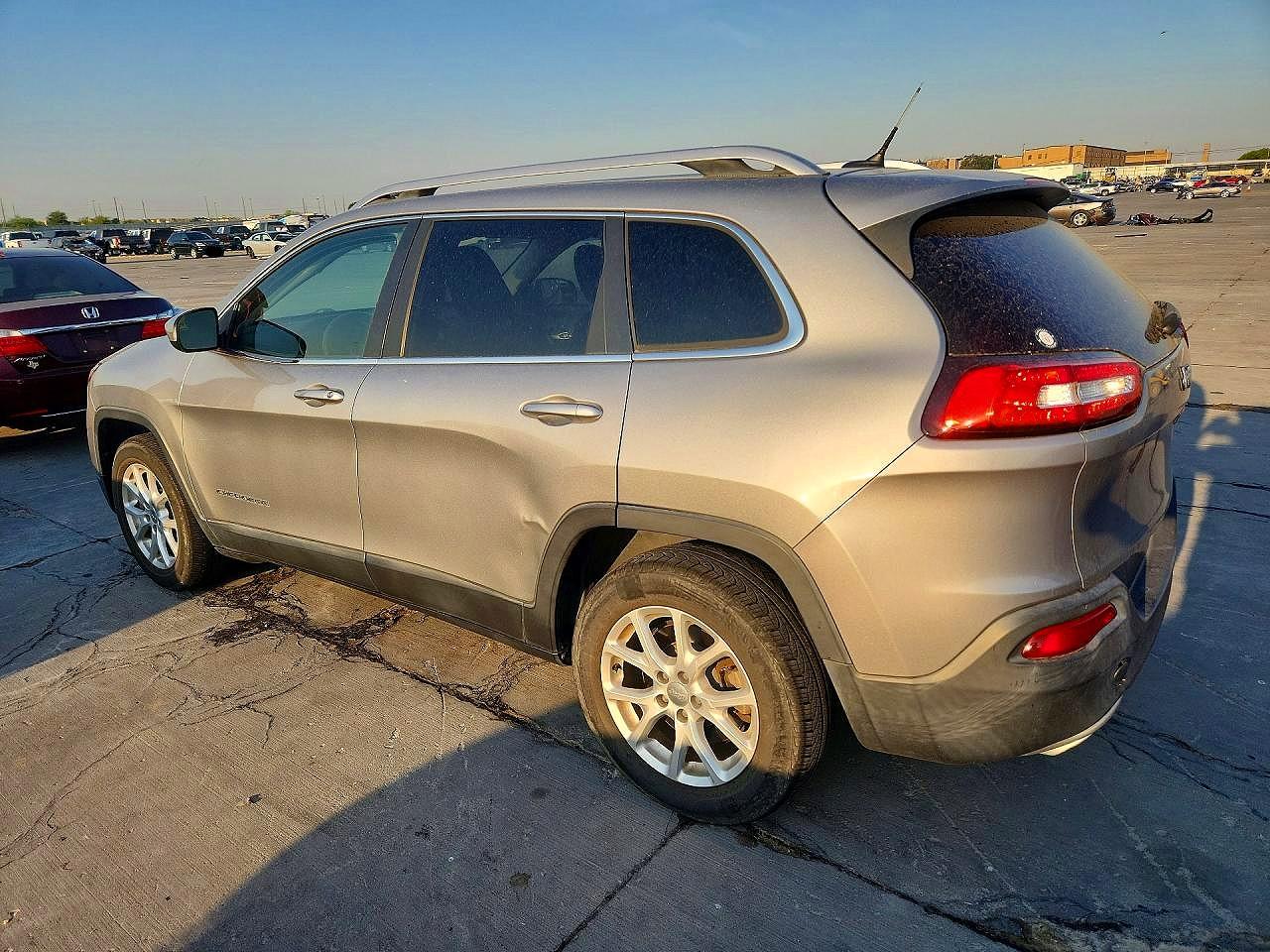 2015 JEEP CHEROKEE LATITUDE — снимка 2