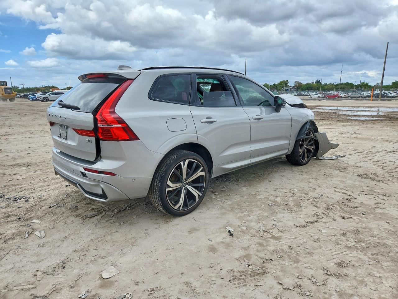 2023 VOLVO XC60 ULTIMATE — снимка 3