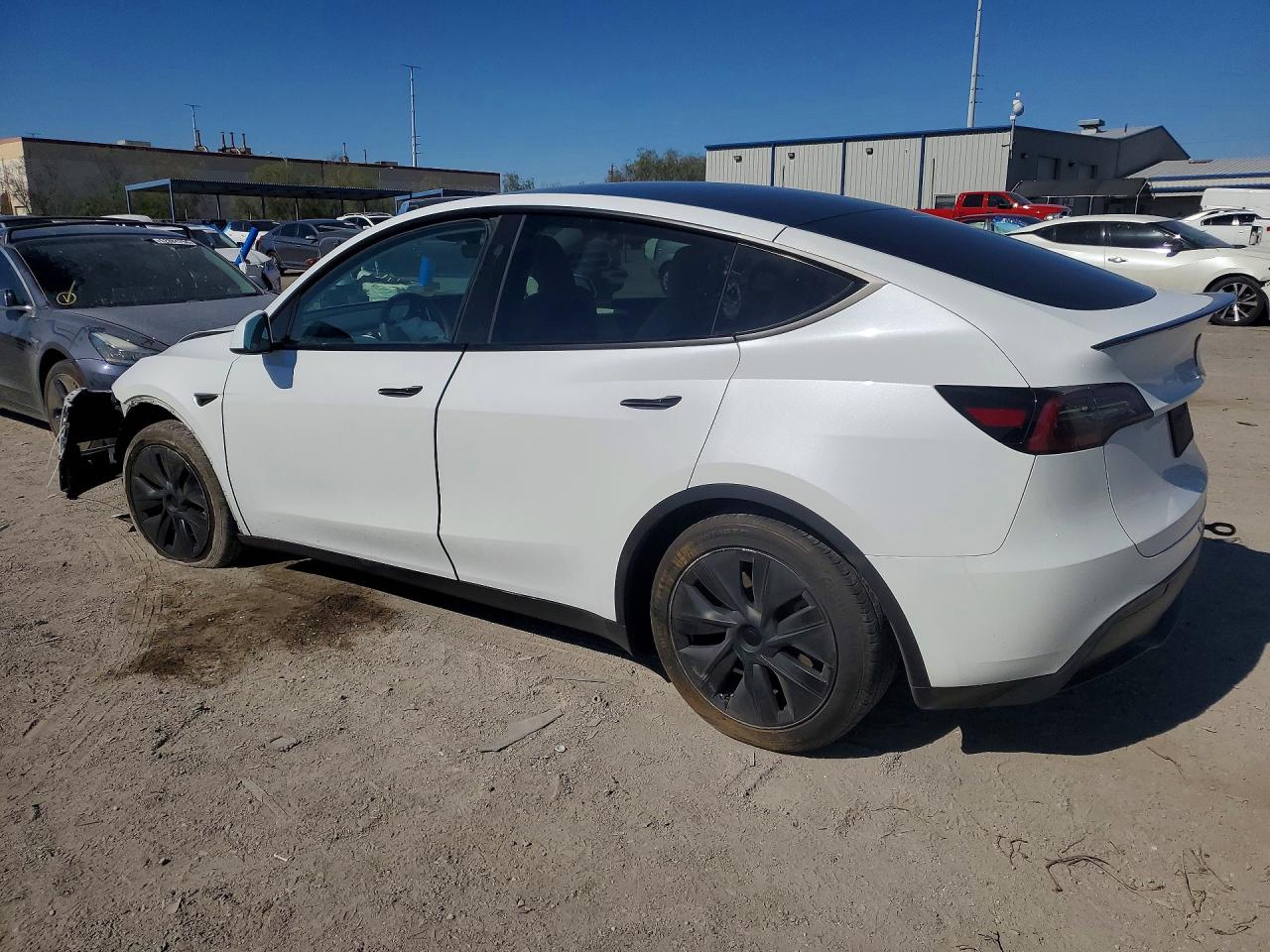 2024 TESLA MODEL Y — снимка 2