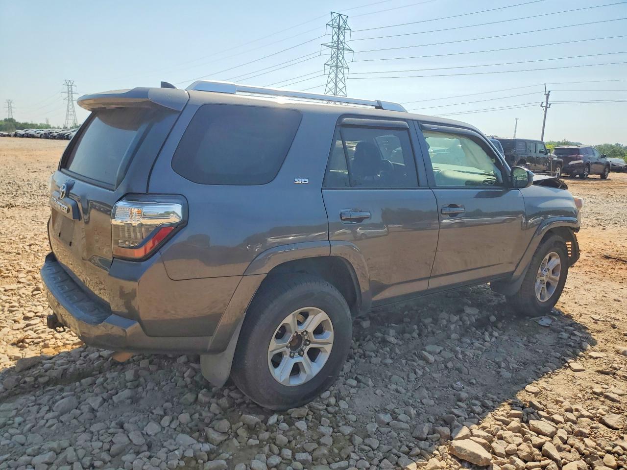 2016 TOYOTA 4RUNNER SR5 — снимка 3