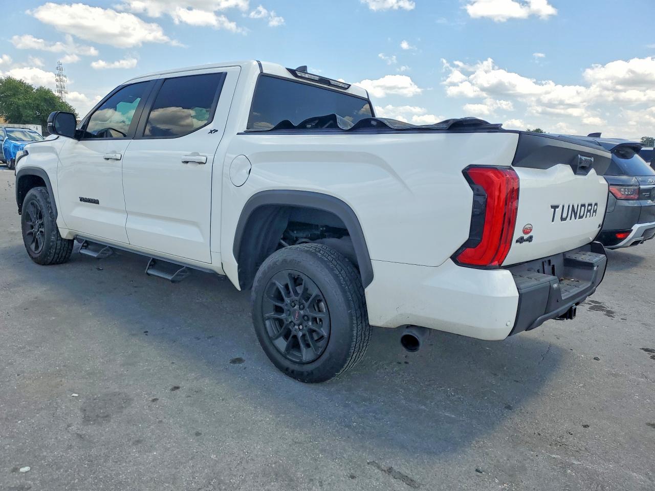 2024 TOYOTA TUNDRA SR5 — снимка 2