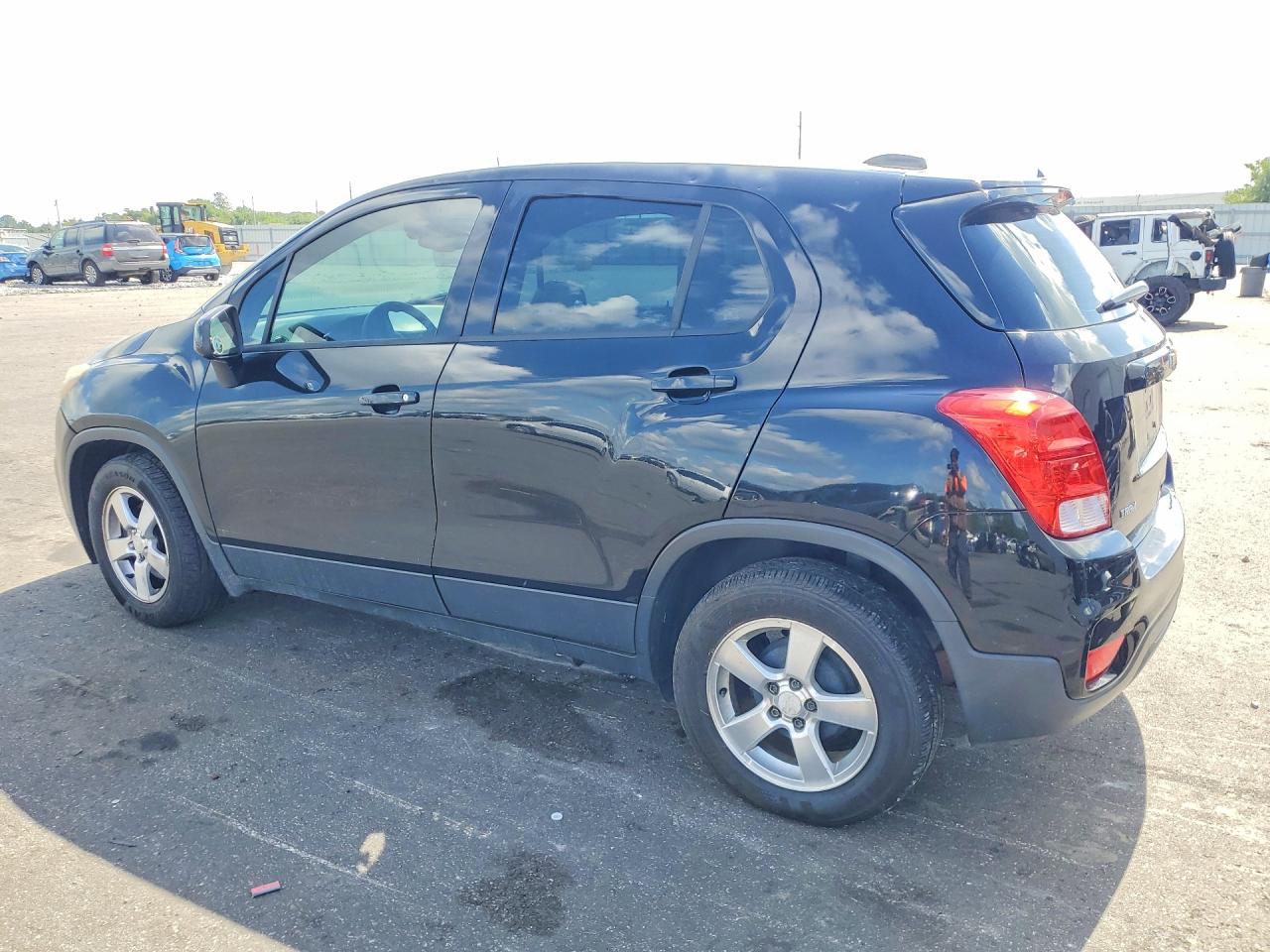 2017 CHEVROLET TRAX LS — снимка 2