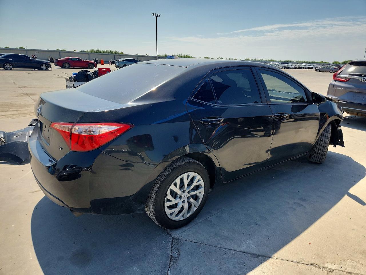 2018 TOYOTA COROLLA LE — снимка 3
