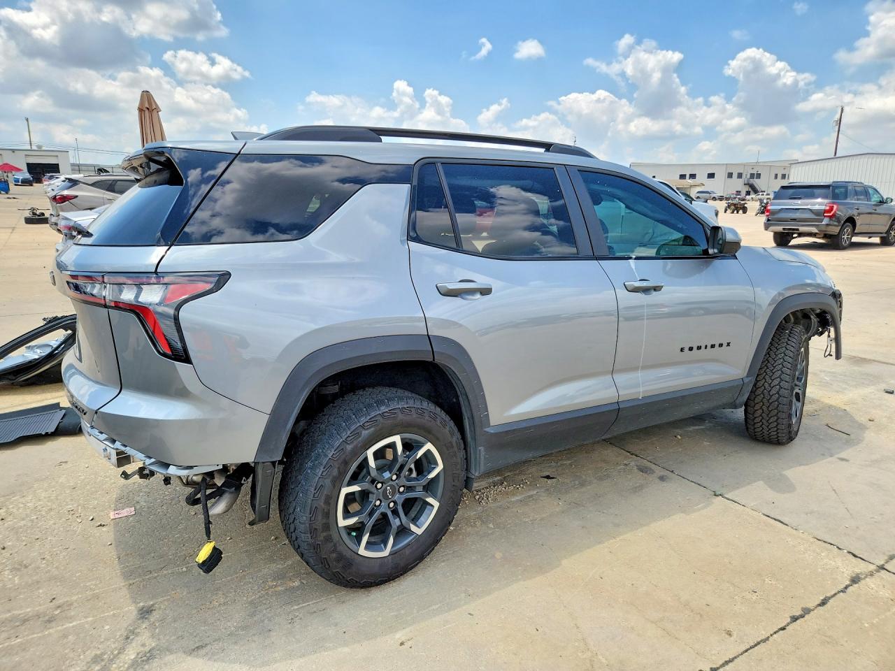 2025 CHEVROLET EQUINOX ACTIV — снимка 3