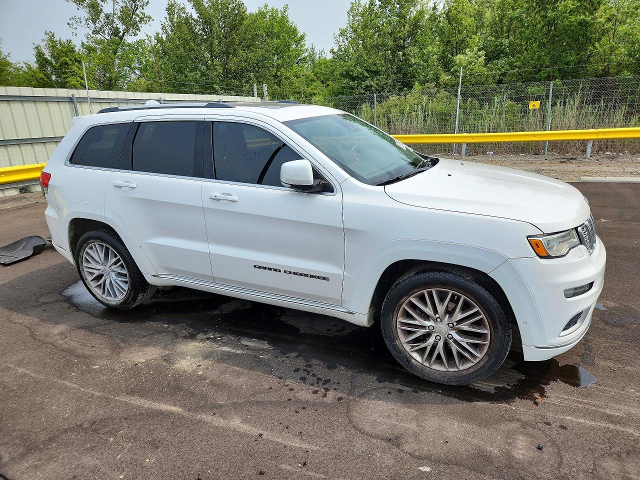 2017 JEEP GRAND CHEROKEE SUMMIT — снимка 4