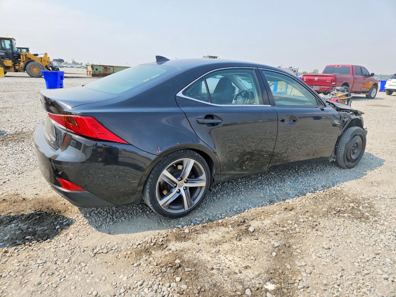 2018 LEXUS IS 300 — снимка 3