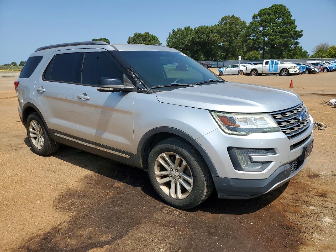 2017 FORD EXPLORER XLT — снимка 4