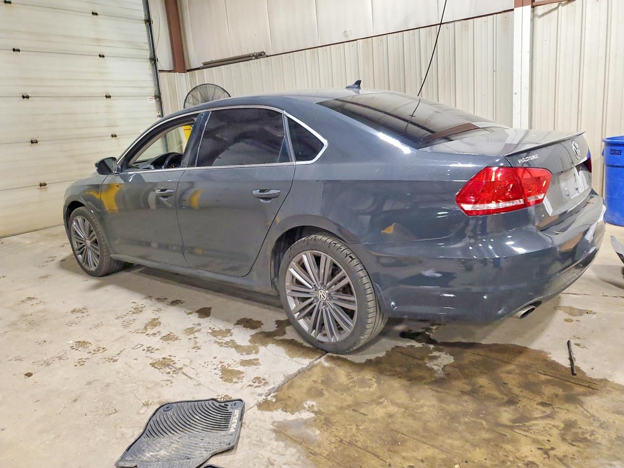 2015 VOLKSWAGEN PASSAT SE — снимка 2