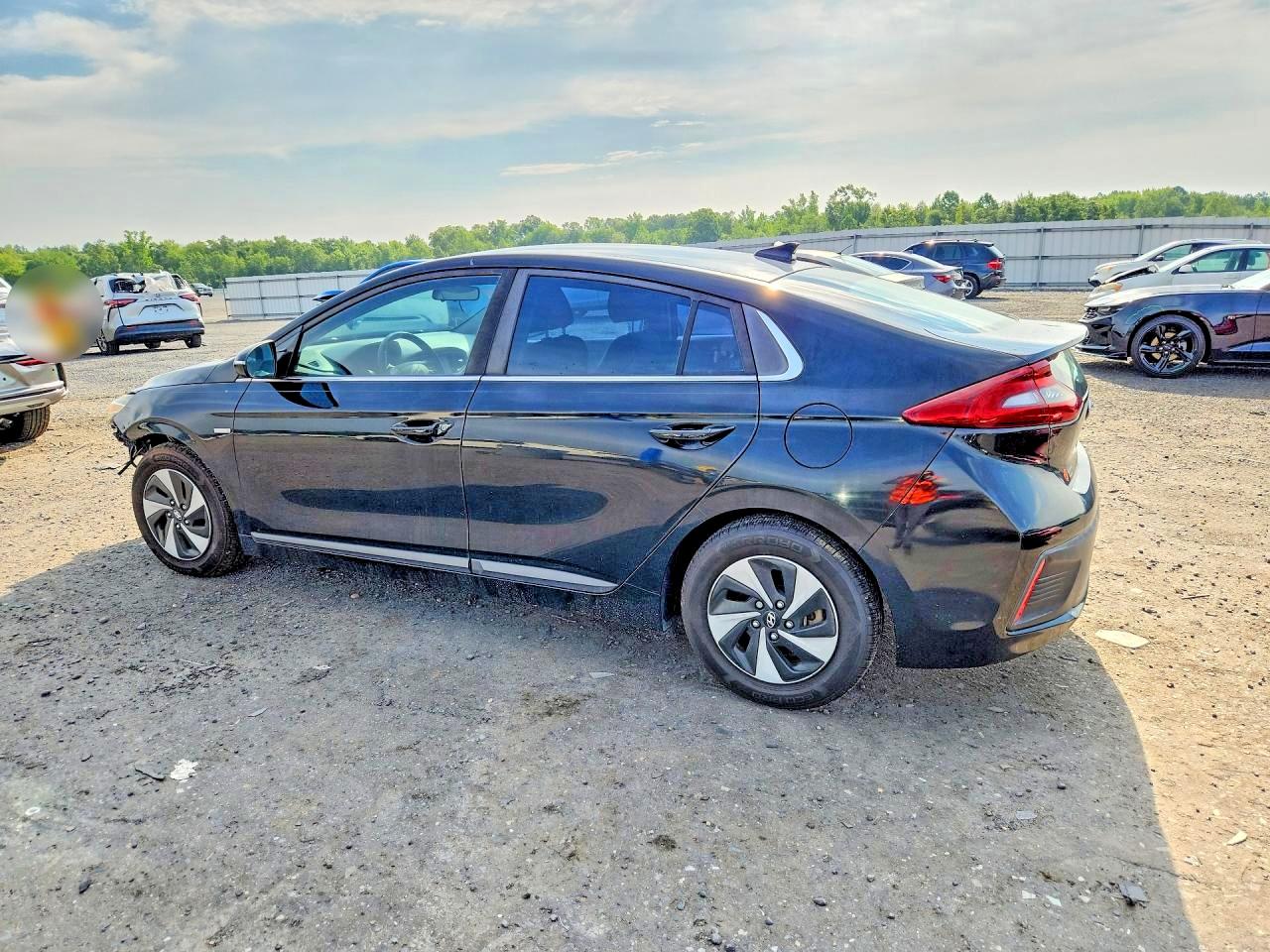 2017 HYUNDAI IONIQ SEL — снимка 2